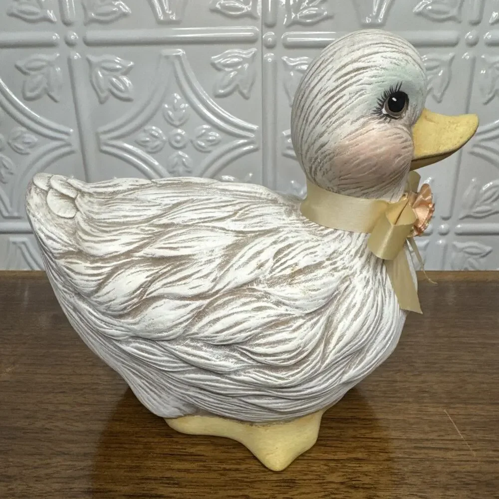 Vtg Dona Ceramic Painted Duck Duckling Mold Pink Farmhouse Country Core Small